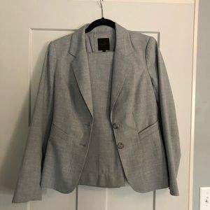 Limited Suit size 4 jacket and size 4L pant